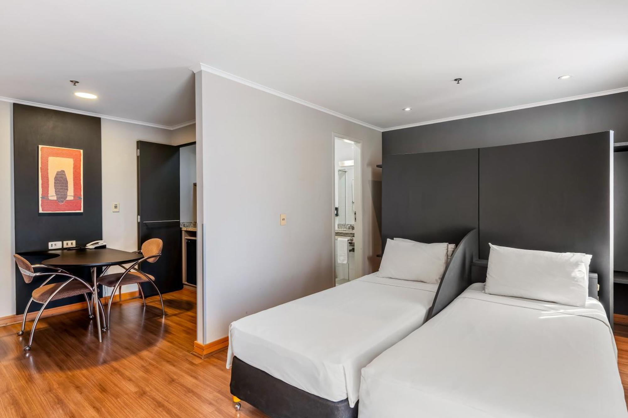 Slaviero Sao Paulo Ibirapuera Hotel ภายนอก รูปภาพ